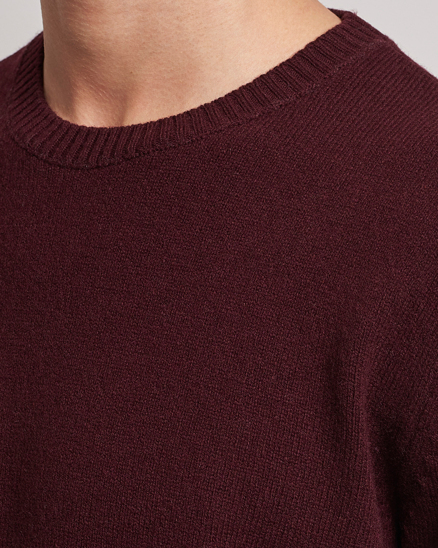 Mies | Puserot | Colorful Standard | Classic Merino Wool Crew Neck Oxblood Red