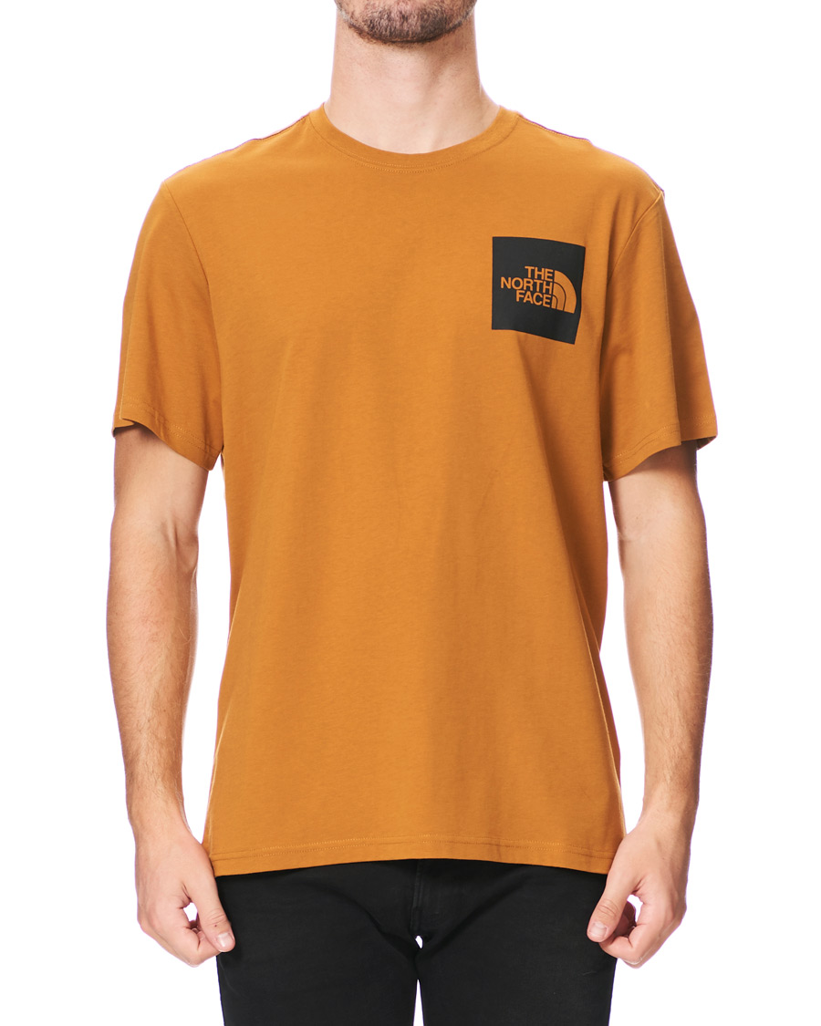 Mies | T-paidat | The North Face | Crew Neck Tee Timber Tan