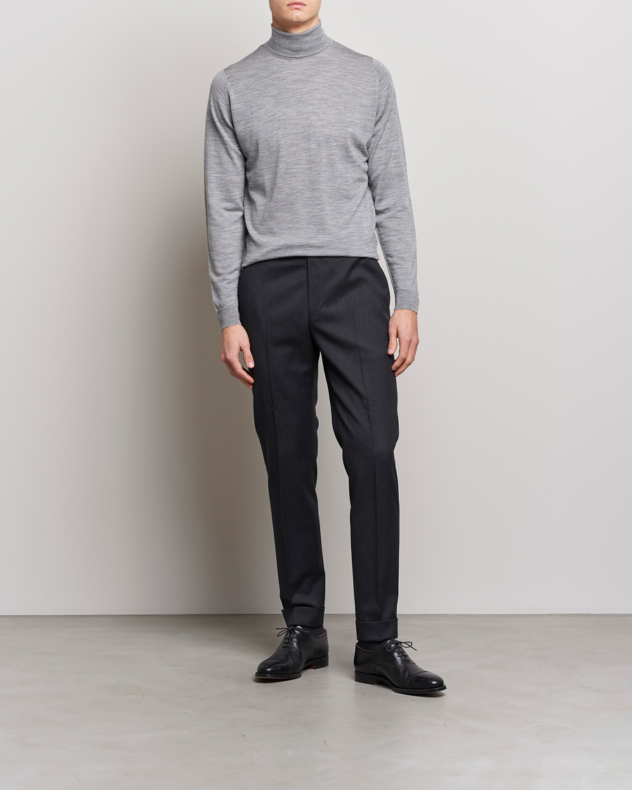 Mies | Puserot | John Smedley | Cherwell Extra Fine Merino Rollneck Silver