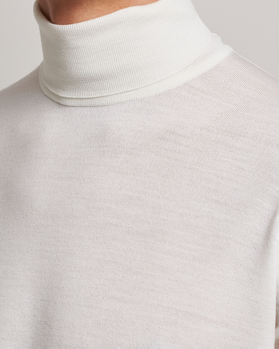 Mies | Puserot | John Smedley | Cherwell Extra Fine Merino Rollneck Snow White