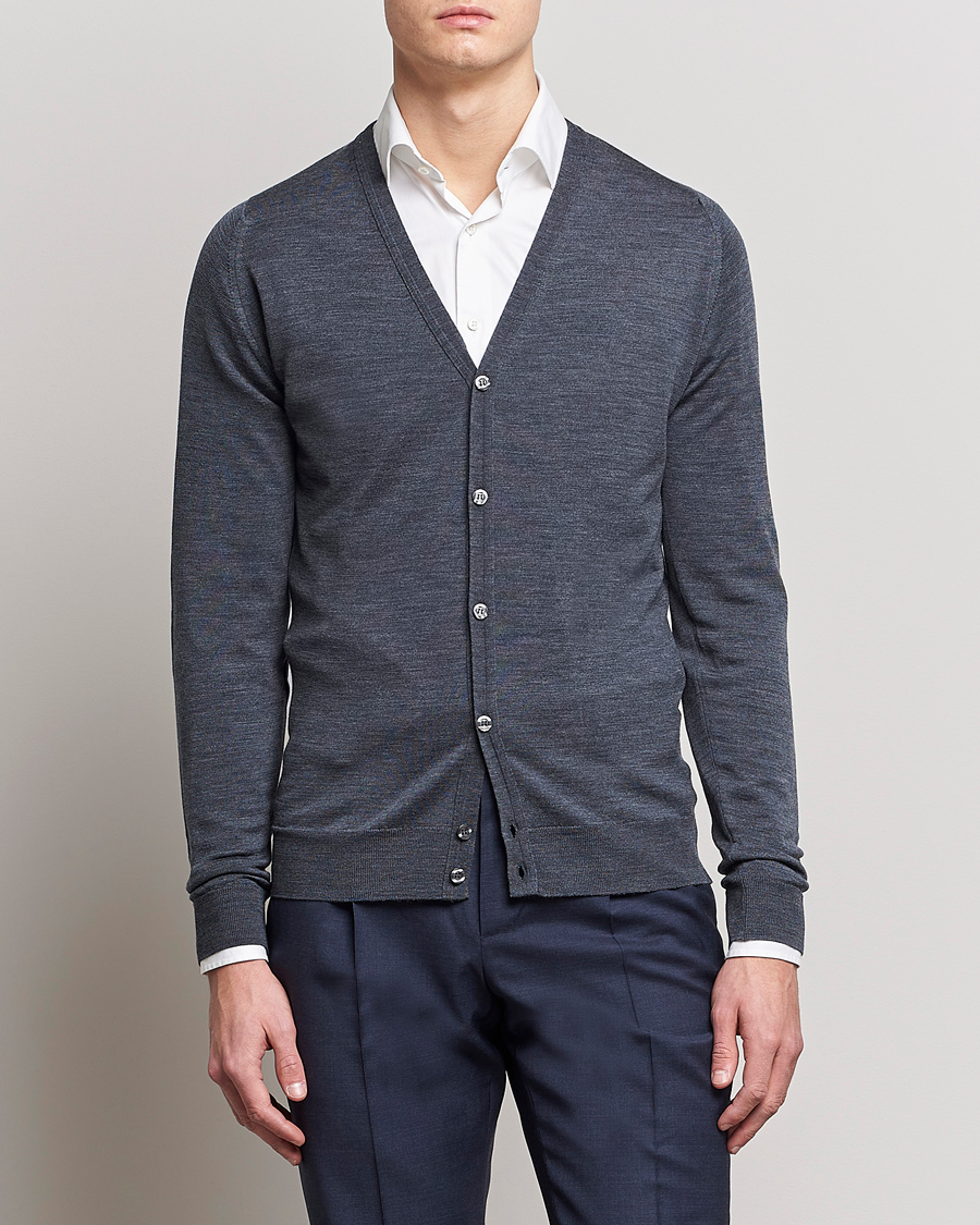 Mies | Puserot | John Smedley | Petworth Extra Fine Merino Cardigan Charcoal