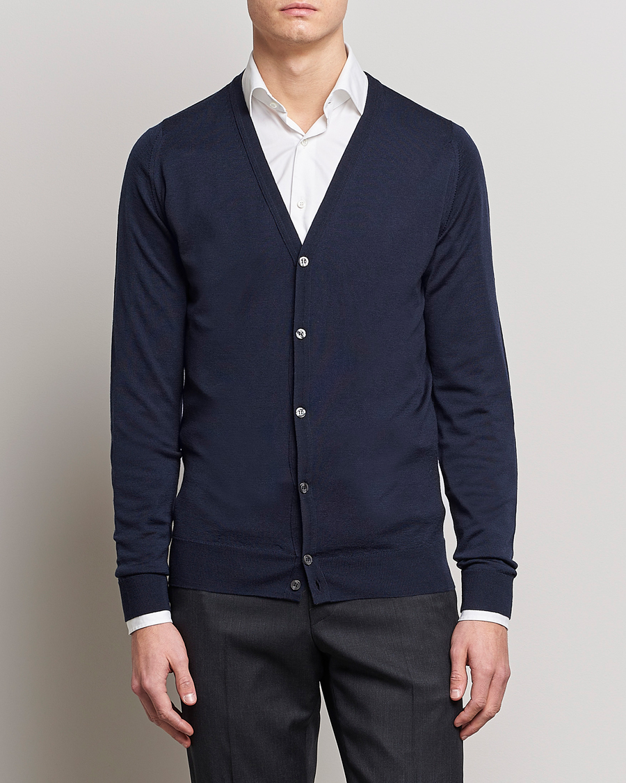 Mies | Puserot | John Smedley | Petworth Extra Fine Merino Cardigan Midnight
