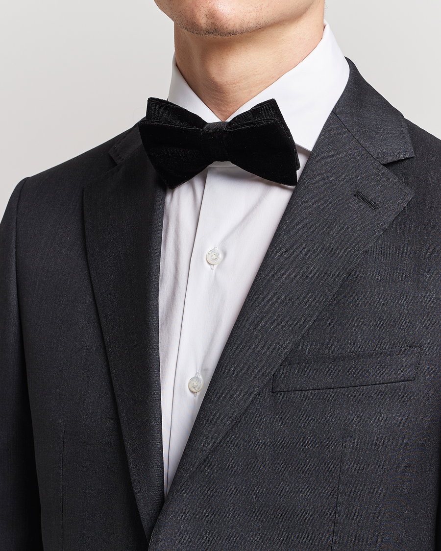 Mies | Rusetit | Amanda Christensen | Velvet Pre Tie Black