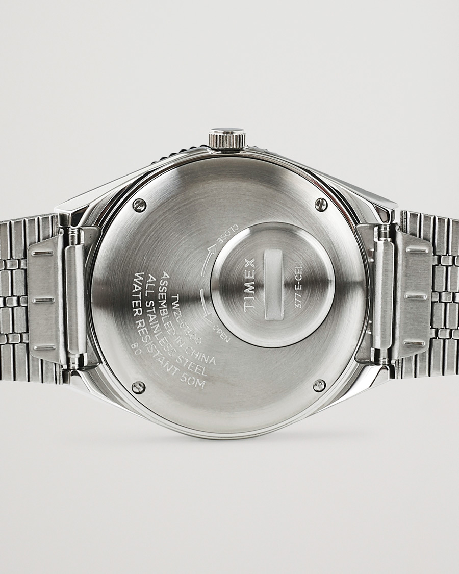 Mies | Timex Q Reissue 1979 Black/Red | Timex | Q Reissue 1979 Black/Red