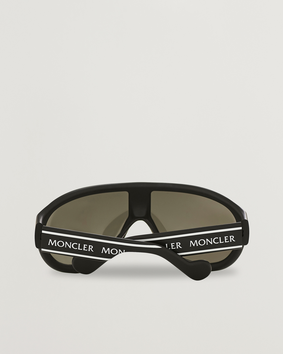 Mies | Moncler Lunettes ML0106 Sunglasses Matte Black | Moncler Lunettes | ML0106 Sunglasses Matte Black