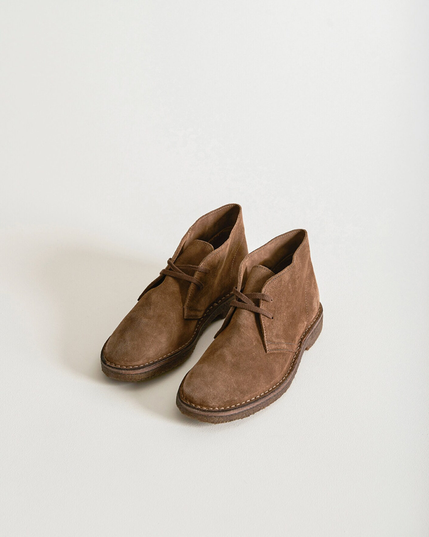 Mies | Nilkkurit | Drake's | Clifford Suede Desert Boots Light Brown