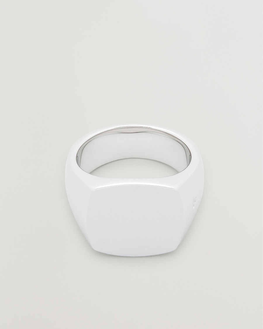 Mies | Korut | Tom Wood | Cushion Polished Ring Silver