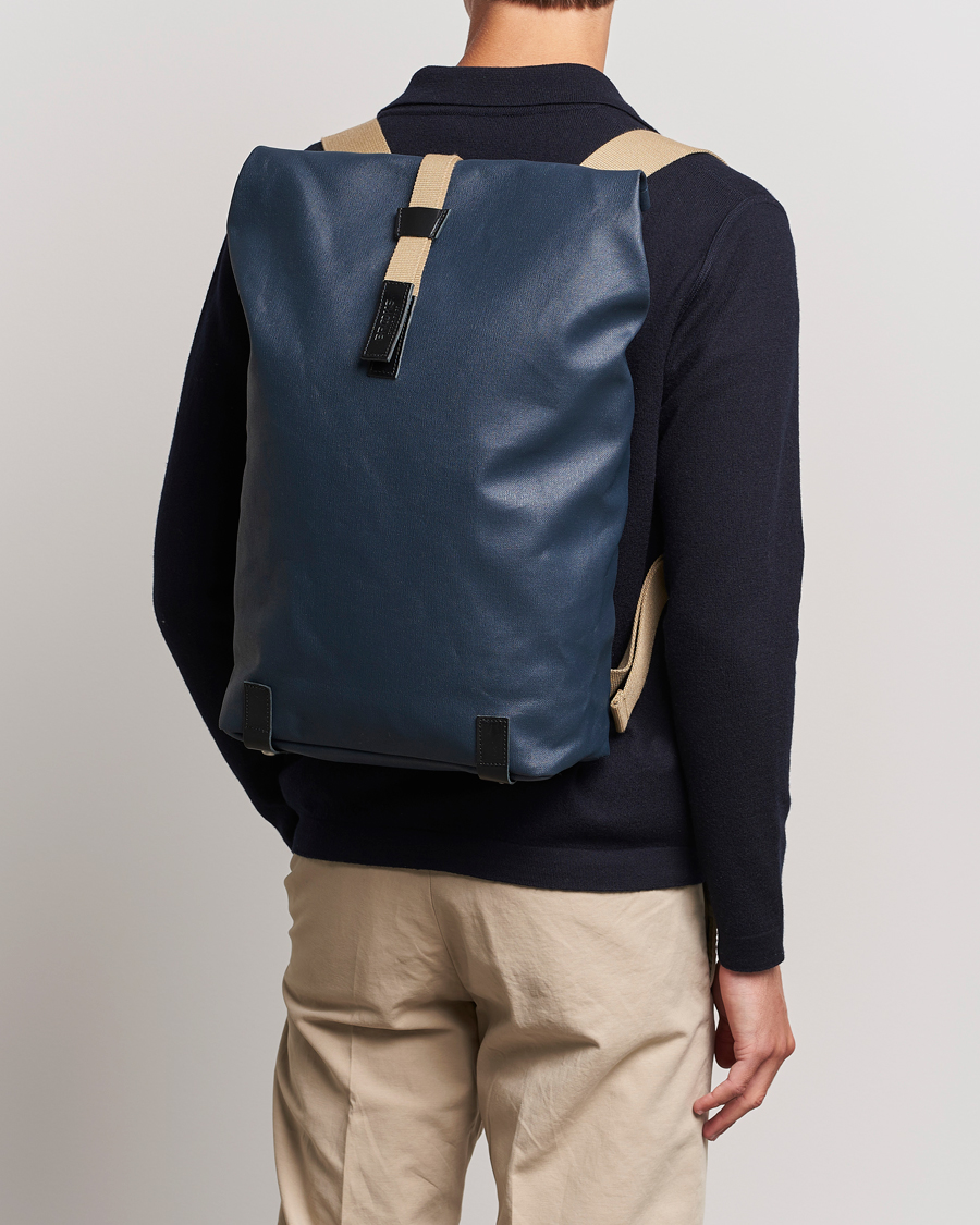 Mies |  | Brooks England | Pickwick Cotton Canvas 26L Backpack Dark Blue/Black