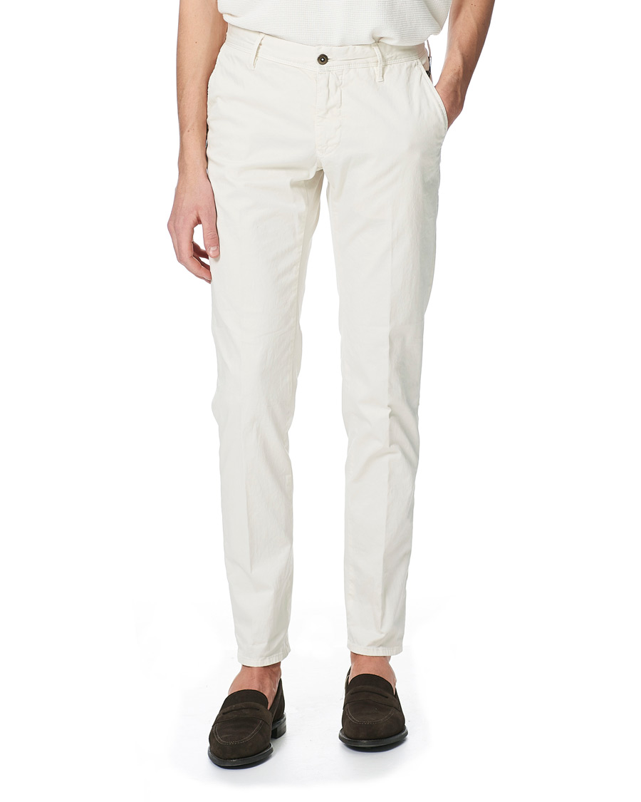 Mies | Housut | Incotex | Slim Fit Garment Dyed Slacks Off White