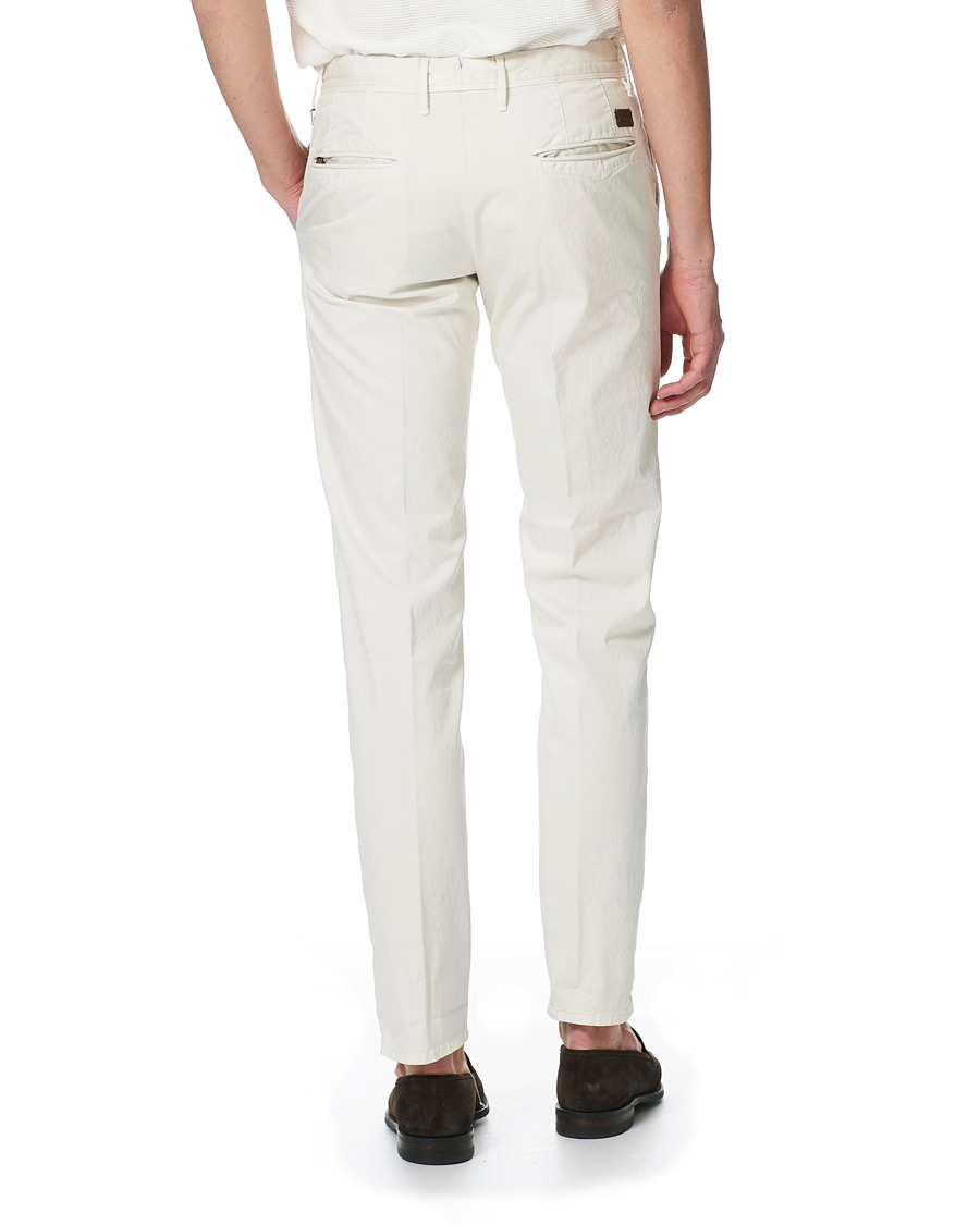 Mies | Housut | Incotex | Slim Fit Garment Dyed Slacks Off White