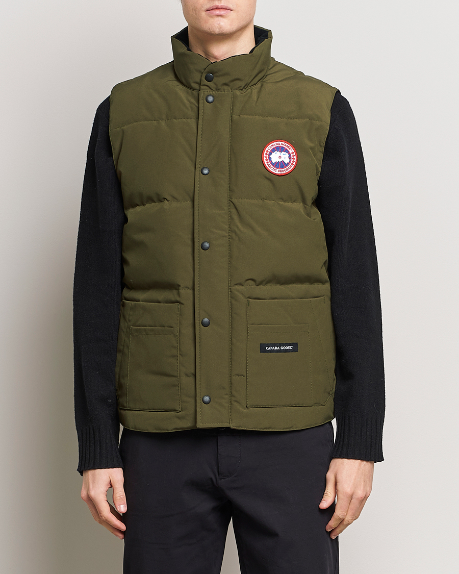 Mies | Takit | Canada Goose | Freestyle Crew Vest Military