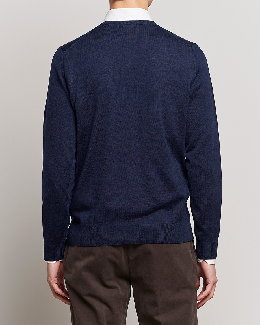Mies | Puserot | Stenströms | Merino V-Neck Navy