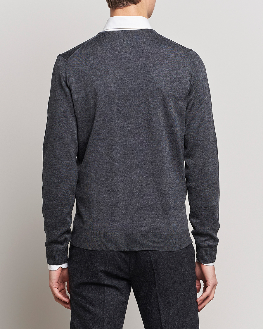 Mies | Puserot | Stenströms | Merino V-Neck Anthracite