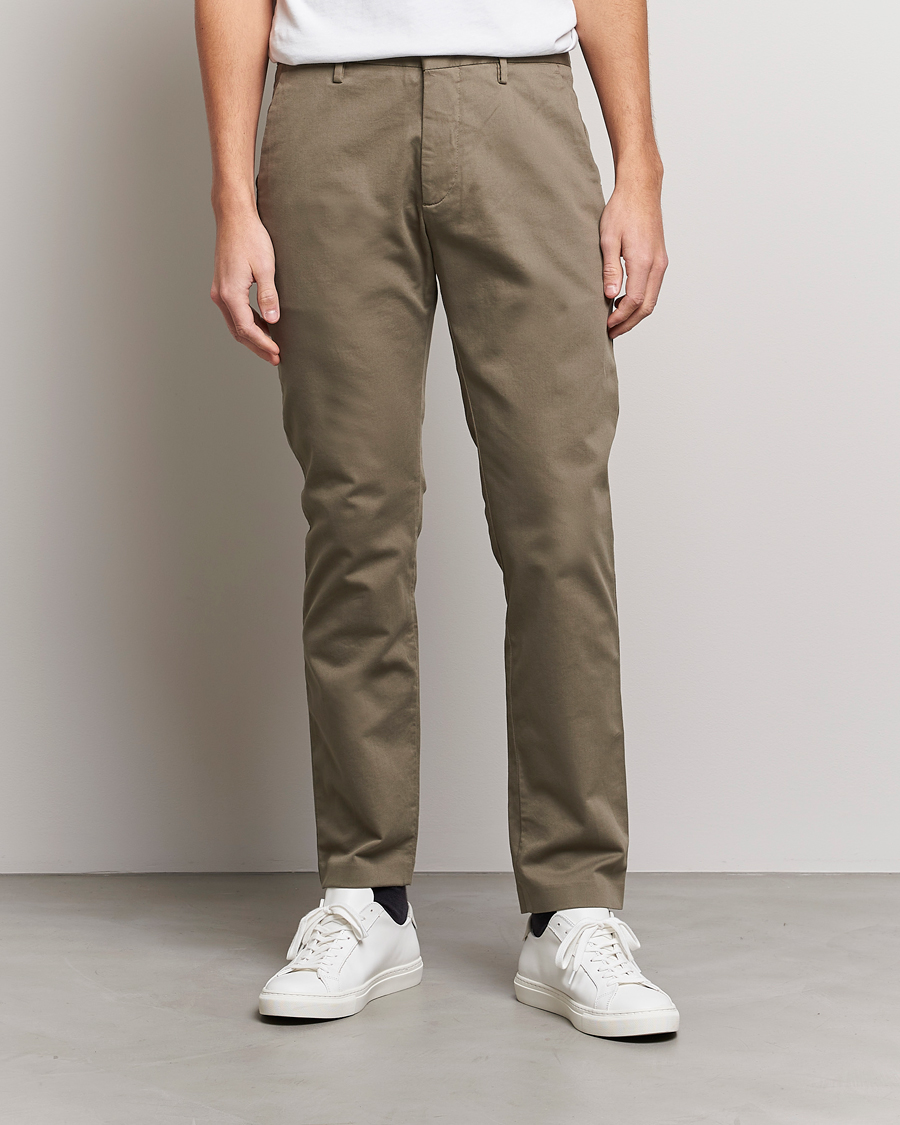 Mies | Alla produkter | NN07 | Theo Regular Fit Stretch Chinos Green Stone
