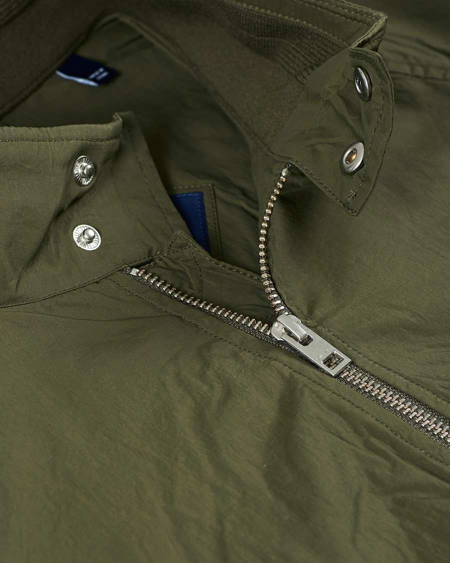 Mies | Takit | GANT | Nylon Harrington Jacket Dark Leaf