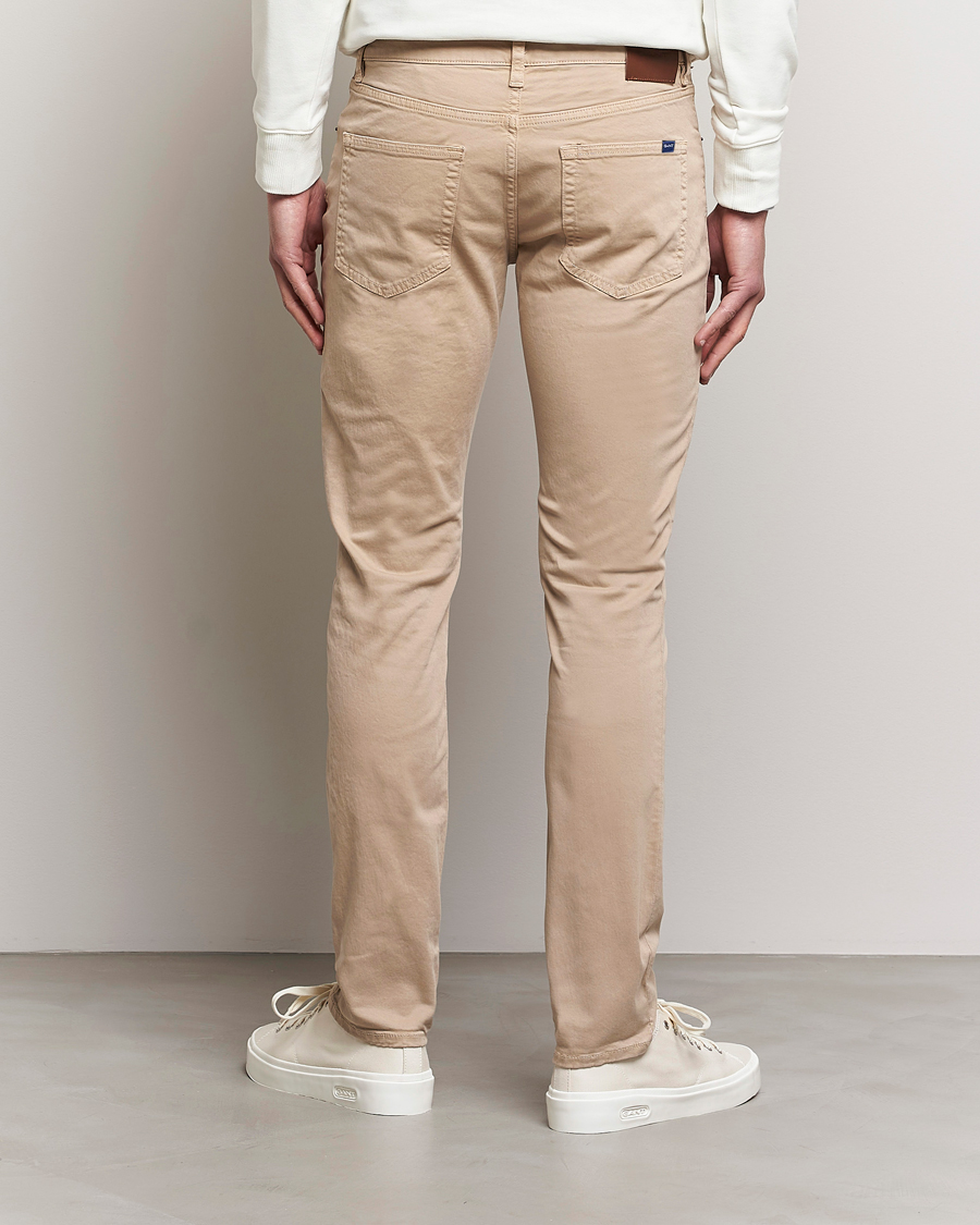 Mies | Housut | GANT | Hayes Desert Jeans Dry Sand