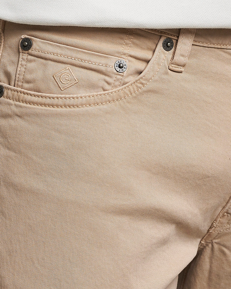 Mies | Housut | GANT | Hayes Desert Jeans Dry Sand
