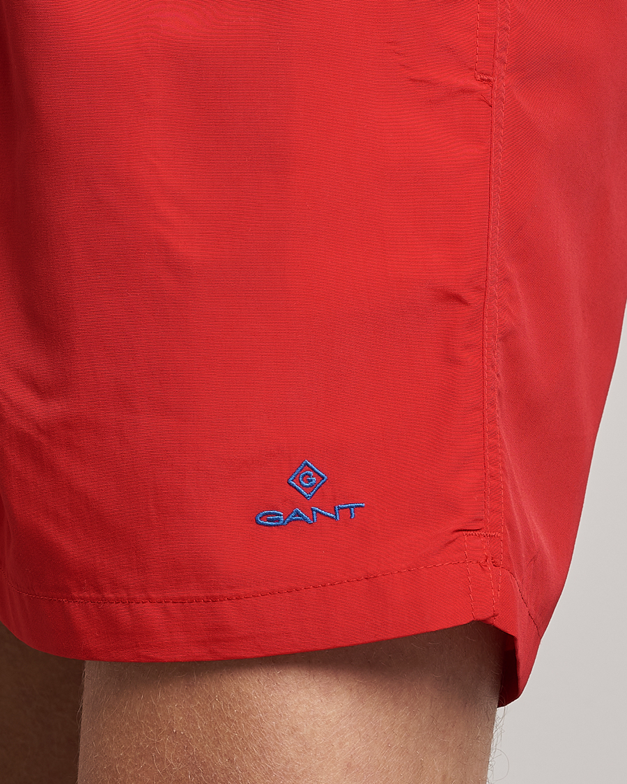 Mies | Uimahousut | GANT | Basic Swimshorts Bright Red