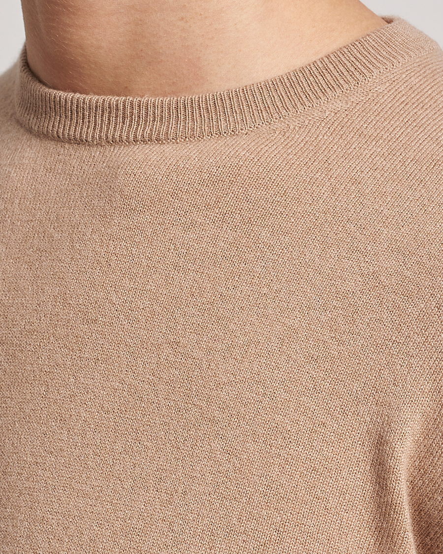 Mies | Puserot | People's Republic of Cashmere | Cashmere Roundneck Camel