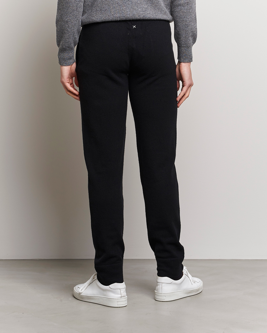 Mies | Housut | People's Republic of Cashmere | Cashmere Sweatpants Black