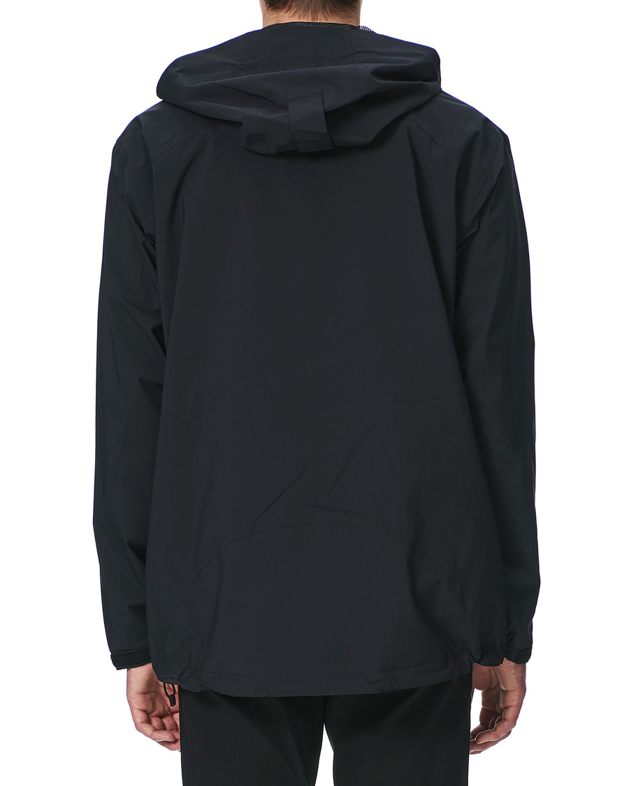 Mies | Takit | Peak Performance | Stowaway Anorak Black
