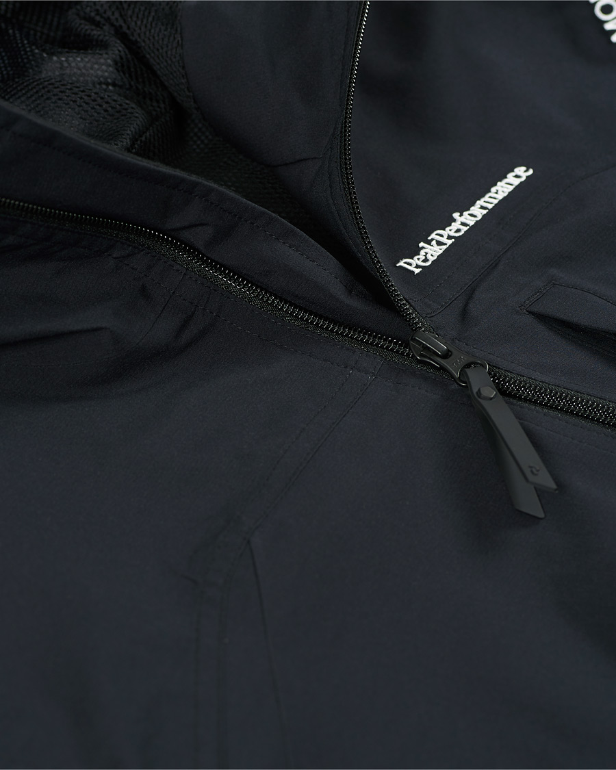 Mies | Takit | Peak Performance | Stowaway Anorak Black