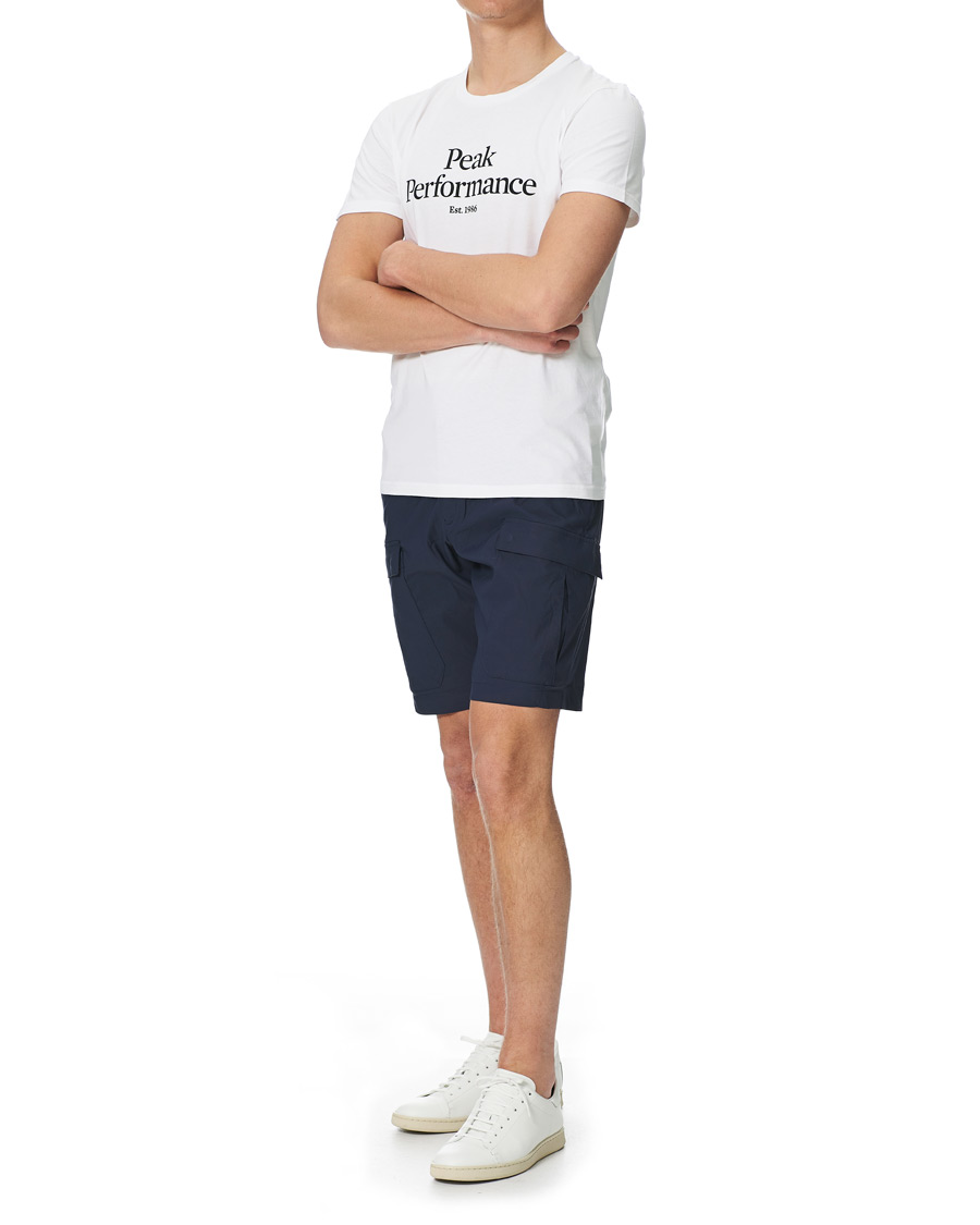 Mies | Shortsit | Peak Performance | Moment Cargo Shorts Blue Shadow