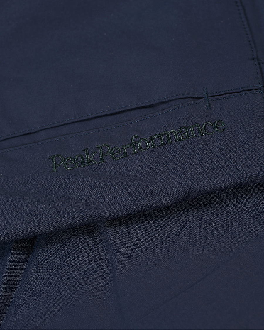 Mies | Shortsit | Peak Performance | Moment Cargo Shorts Blue Shadow