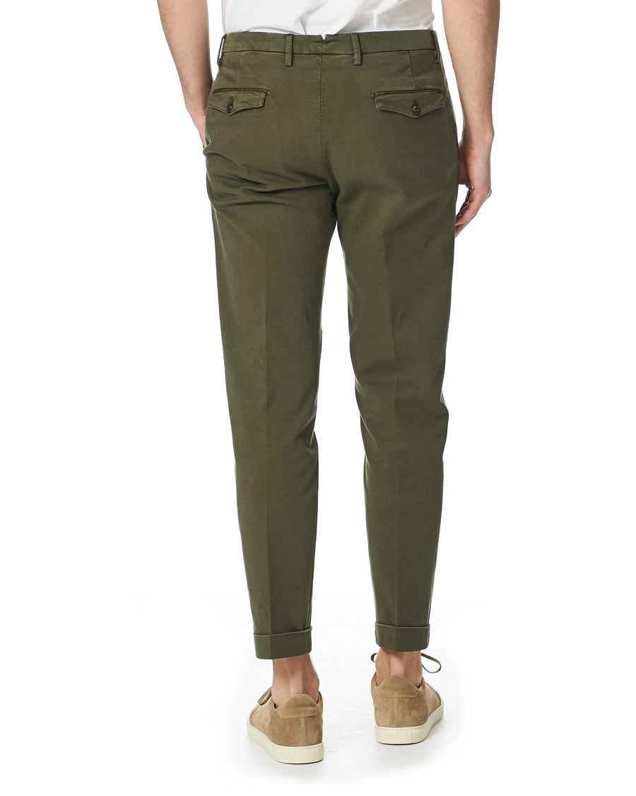 Mies | Housut | Briglia 1949 | Easy Fit Pleated Cotton Chinos Olive