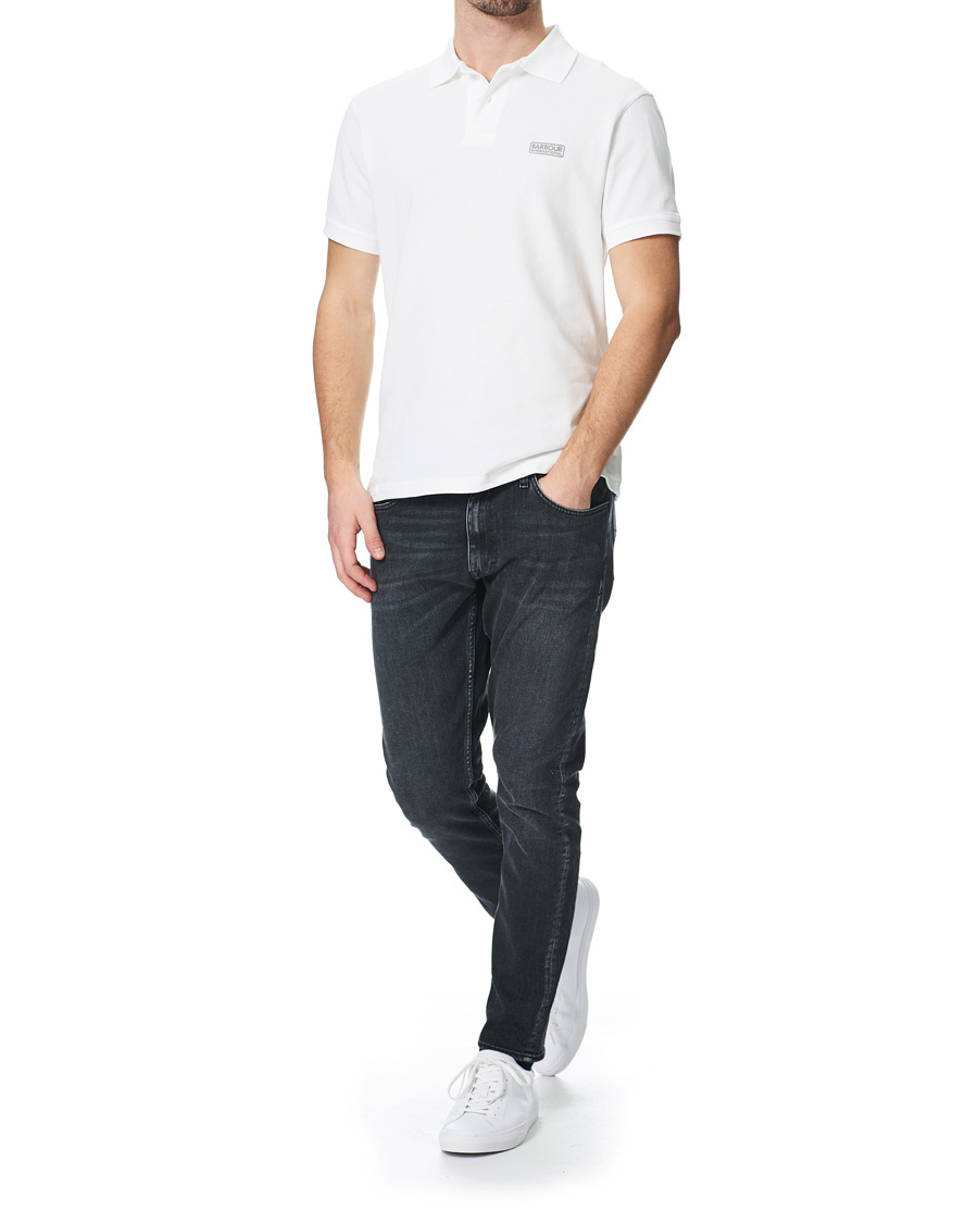 Mies | Alennusmyynti vaatteet | Barbour International | Essential Polo White