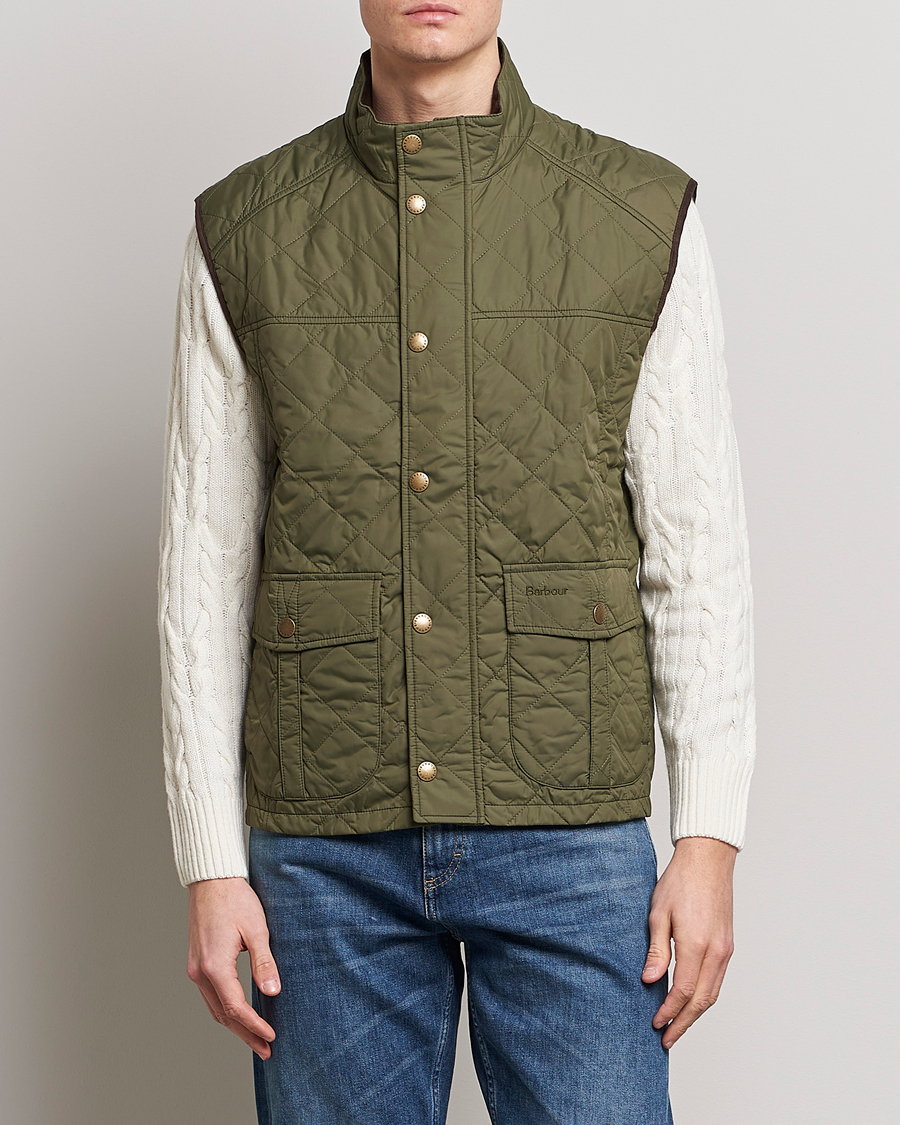 Mies | Takit | Barbour Lifestyle | Explorer Gilet Mid Olive