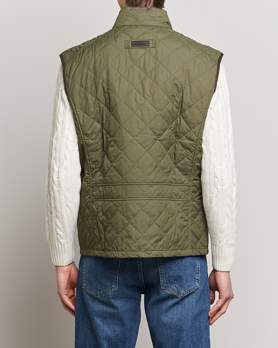 Mies | Takit | Barbour Lifestyle | Explorer Gilet Mid Olive