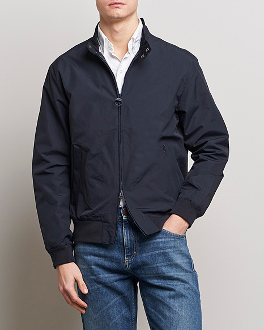 Mies | Takit | Barbour Lifestyle | Royston Casual Harrington Jacket Navy