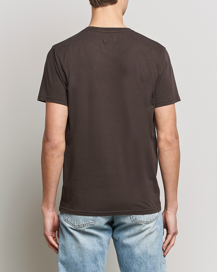 Mies | Lyhythihaiset t-paidat | Colorful Standard | Classic Organic T-Shirt Coffee Brown
