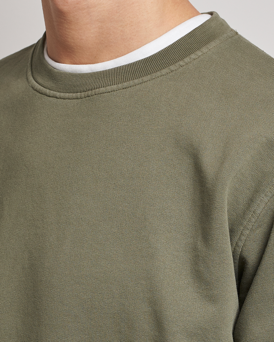 Mies | Puserot | Colorful Standard | Classic Organic Crew Neck Sweat Dusty Olive