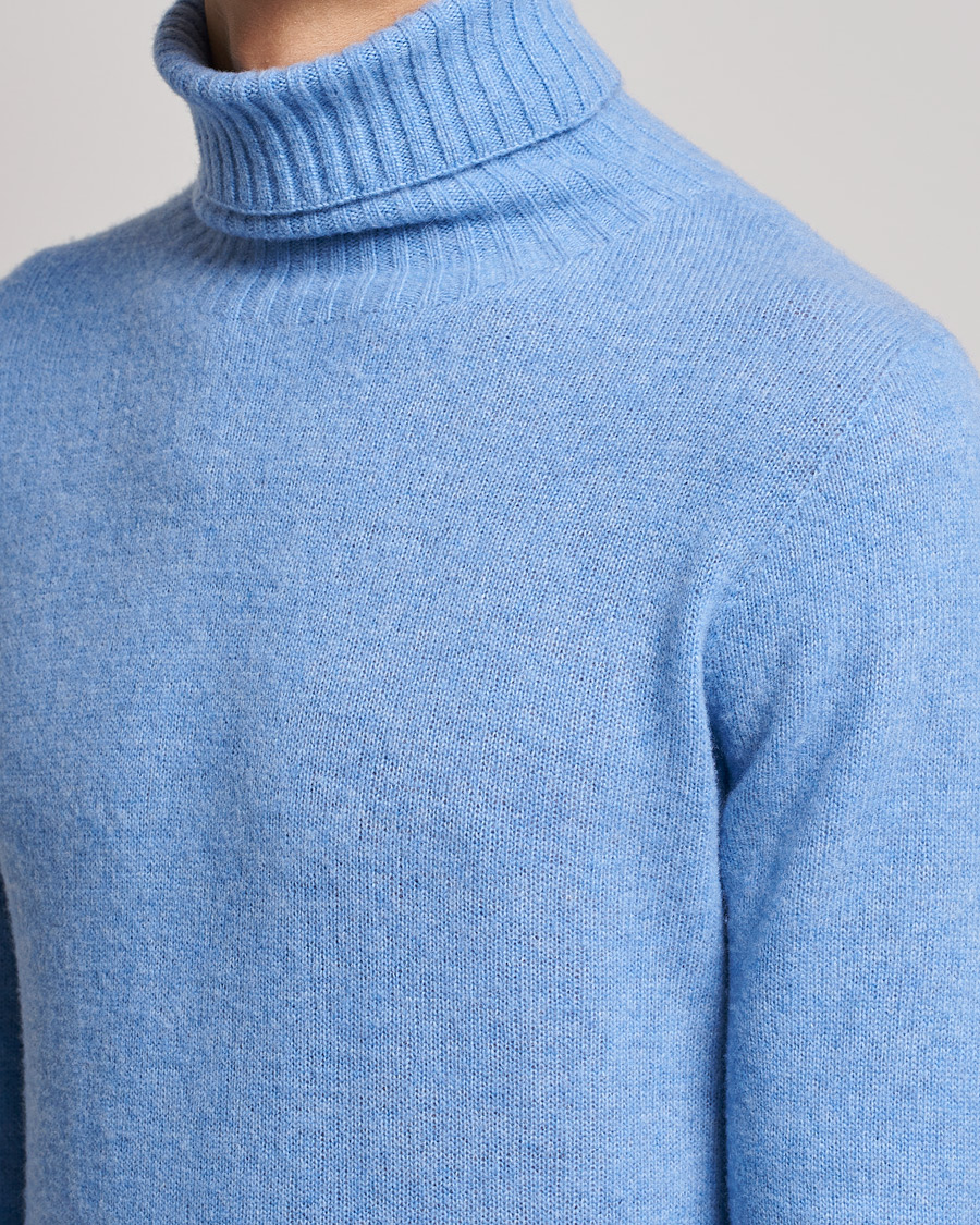 Mies | Puserot | Altea | Wool/Cashmere Turtleneck Sweater Light Blue