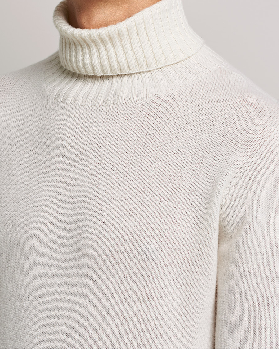 Mies | Puserot | Altea | Wool/Cashmere Turtleneck Sweater Latte
