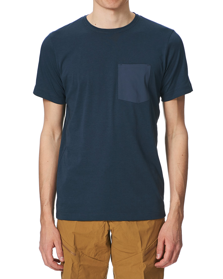 Mies | T-paidat | Arc'teryx | Eris Pocket Tee Fortune