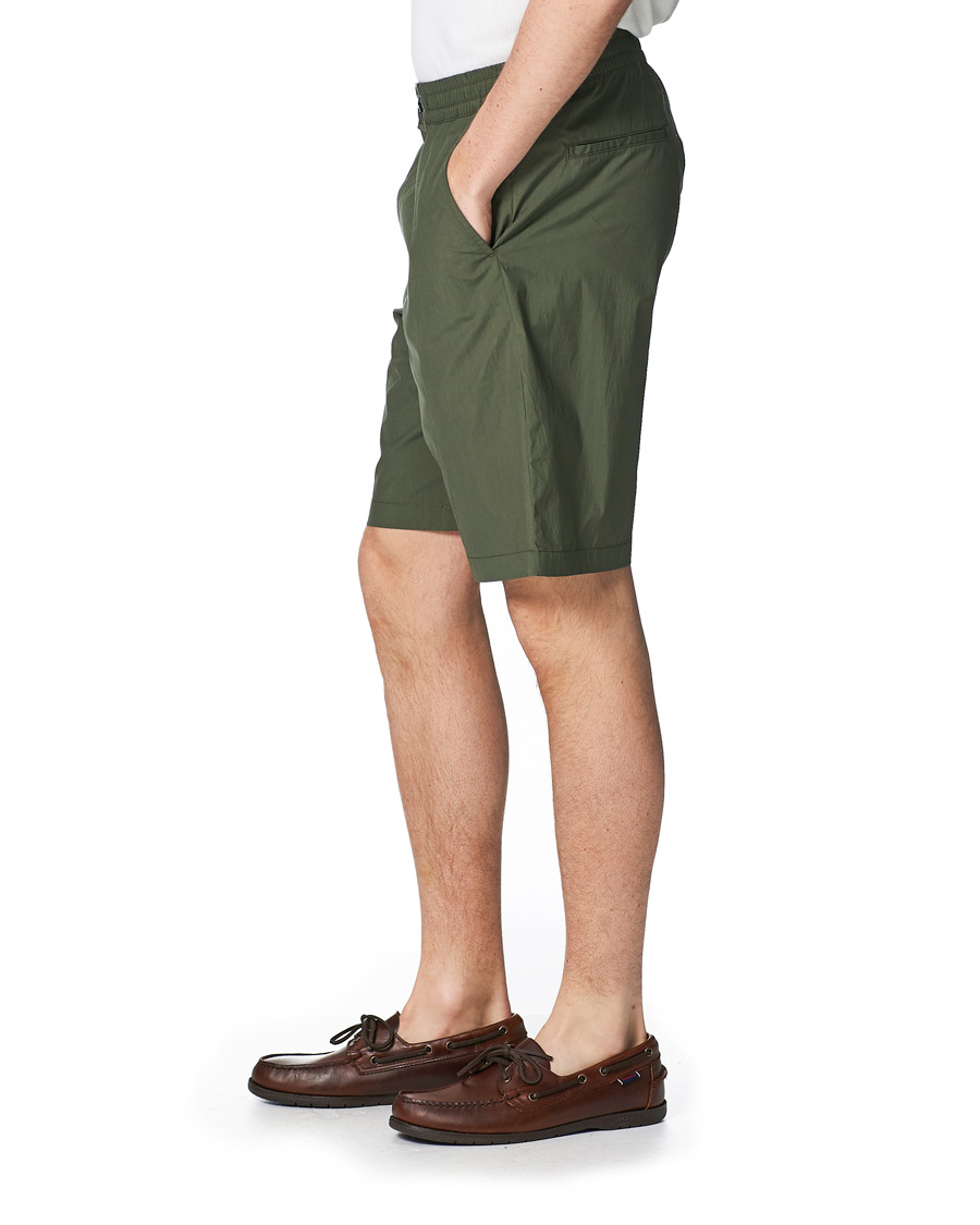 Mies | Shortsit | Club Monaco | Casual Shorts Beetle