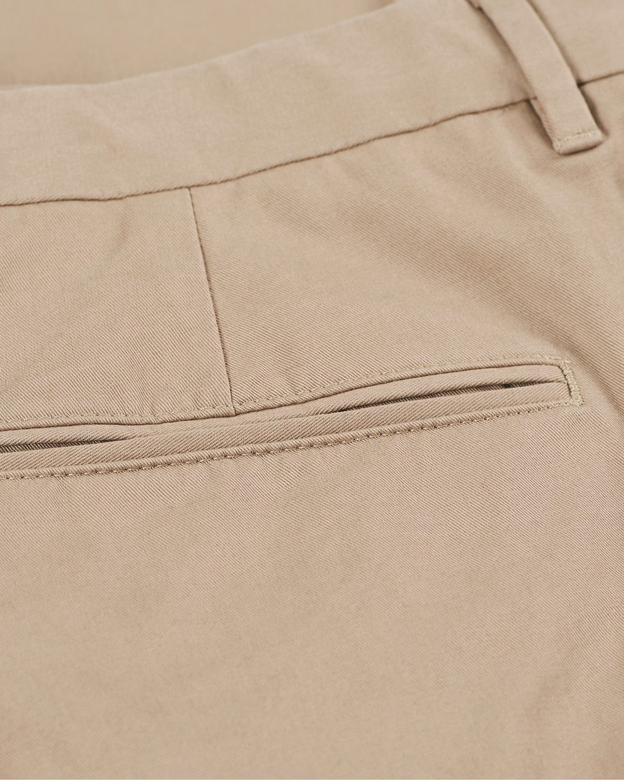 Mies | Housut | Filippa K | William Cotton Trousers  Desert Taupe