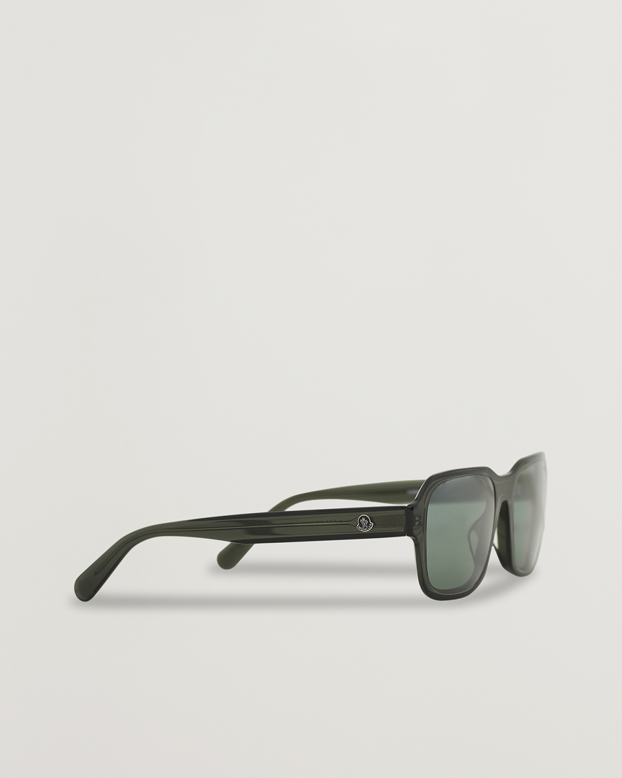 Mies | Moncler Lunettes Icebridge Sunglasses Shiny Dark Green/Green Mirror | Moncler Lunettes | Icebridge Sunglasses Shiny Dark Green/Green Mirror