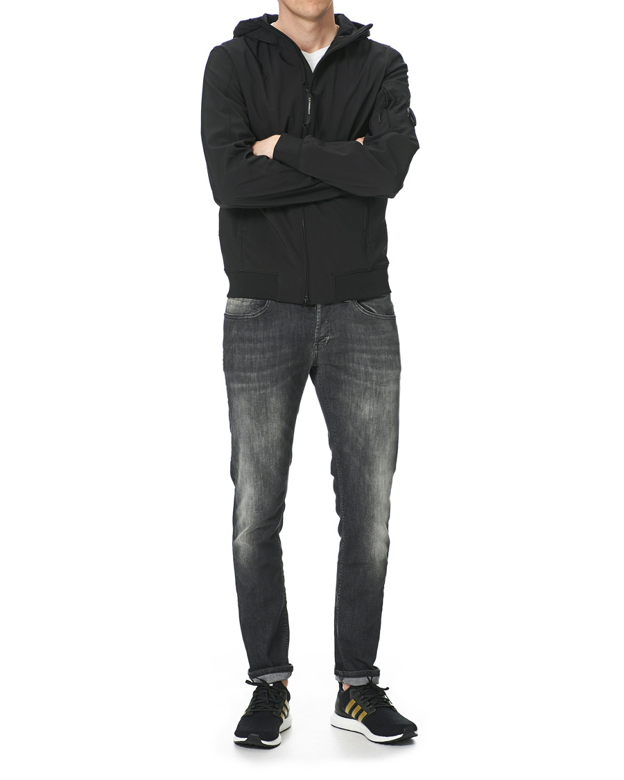 Mies | adidas Performance Ultraboost 4.0 DNA Sneaker Core Black/Gold | adidas Performance | Ultraboost 4.0 DNA Sneaker Core Black/Gold