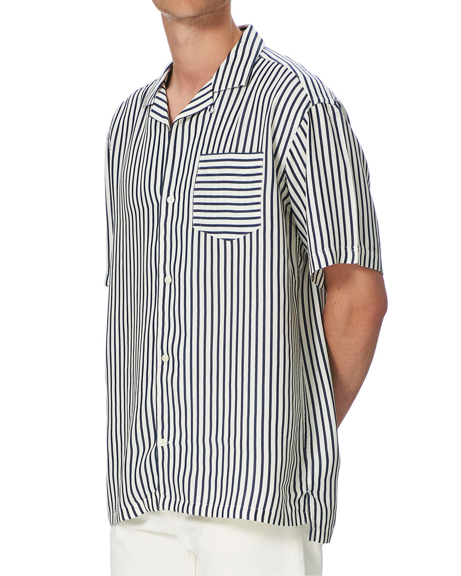 Mies |  | GANT | Rel Stripe Camp Collar Short Sleeve Shirt White/Blue