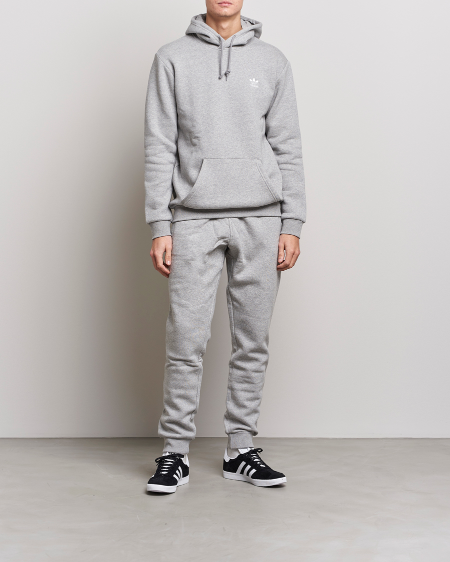 Mies | Puserot | adidas Originals | Essential Hoodie Grey Melange