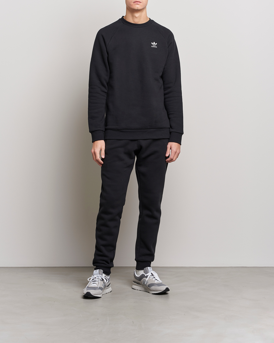 Mies |  | adidas Originals | Essential Trefoil Sweatpants Black