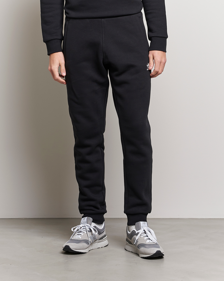 Mies | Housut | adidas Originals | Essential Trefoil Sweatpants Black