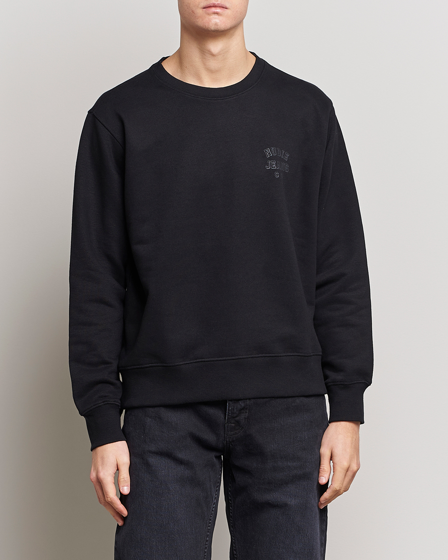 Mies |  | Nudie Jeans | Frasse Logo Sweatshirt Black