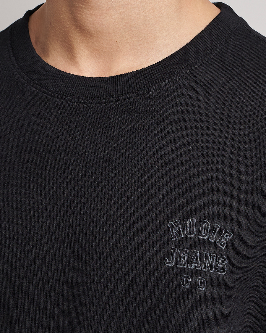 Mies | Puserot | Nudie Jeans | Frasse Logo Sweatshirt Black