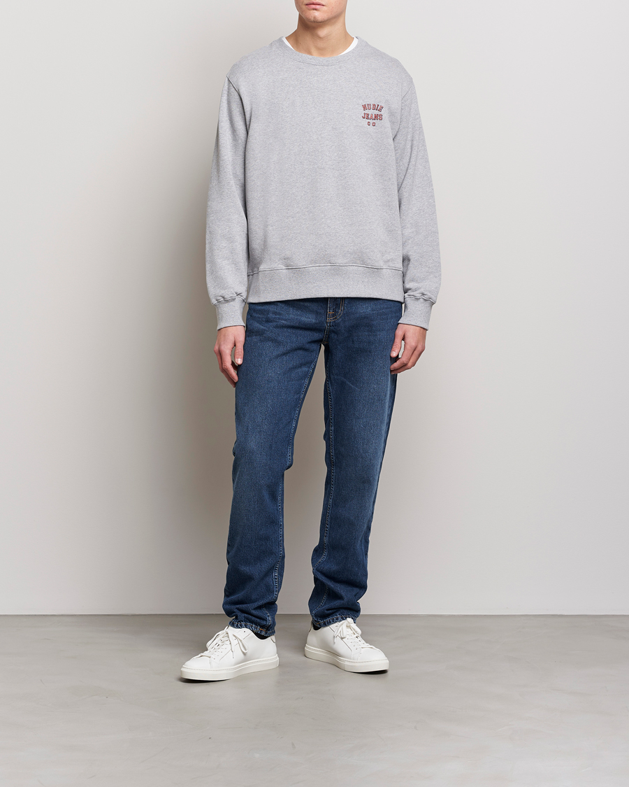 Mies | Puserot | Nudie Jeans | Frasse Logo Sweatshirt Grey melange
