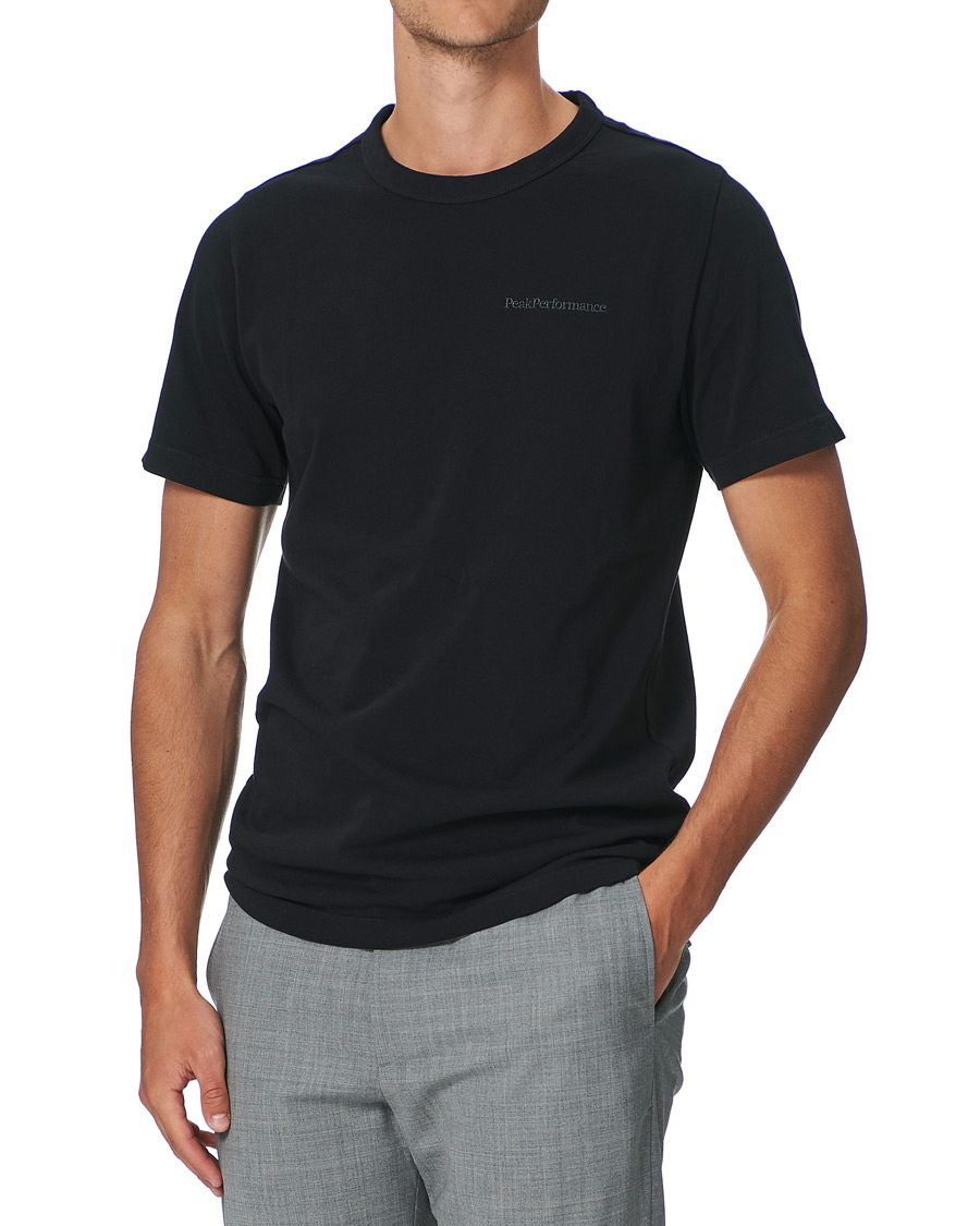 Mies | T-paidat | Peak Performance | Moment Organic Cotton Tee Black